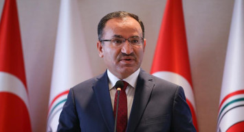 Adalet Bakanı Bekir Bozdağ'dan Önemli Açıklamalar: Adalet Neyi Emrediyorsa Onu Yaparız!