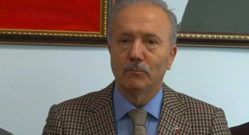 AK Parti Küçükçekmece Belediye Başkan Adayı Aziz Yeniay’dan silahlı saldırı hakkında açıklama: “Bir kişi yanıma gelip hayatınız tehlikede” dedi
