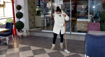 Aksaray'da Esnaf Kadının Darbedildiği Anlar!