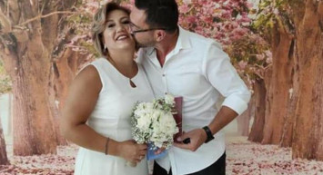 Ankara'da Eşini 5 Yerinden Bıçaklayarak Öldürdü