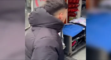 Bahçelievler'de motosiklet sürücüsü ile ambulans şoförü arasında tansiyon yükseldi! Motosiklet sürücüsünün sorusu herkesi şok etti