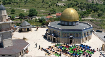 Balıkesir'deki Kudüs Camii'nde Bir Araya Gelenler İsrail'e Tepki Gösterdi