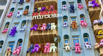 Batmanlı Çocukları Sevindiren 23 Nisan Sürprizi