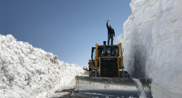 Bayburt’ta Nisan Ayında Kar Kalınlığı 5 Metreyi Buldu