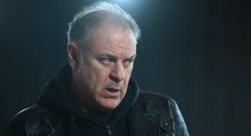 Burak Sergen, Sadakatsiz Dizisine Görüntülü Arama İle Katıldı!