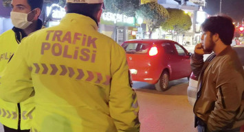 Bursa’da Ben Alkol Kullanmam Diyen Sürücü Polise Zor Anlar Yaşattı