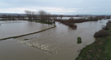Çanakkale'de taşkın felaketi: Su altında kalan tarım arazileri, dronlarla görüntülendi!