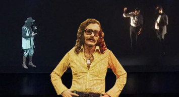Cem Karaca 20 yıl sonra sahnede: Usta sanatçı biyografi filminin galasında hologram teknolojisi ile konser verdi!