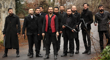 Çukur'da Yaprak Dökümü!