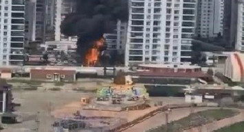 Diyarbakır'da Çocuk Parkında Yangın Meydana Geldi