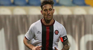 Fenerbahçe, Karagümrük'ten 35 Yaşındaki Futbolcu Lucas Biglia'yı Transfer Etmek için Harekete Geçti