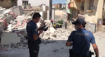 Gaziantep’te 5 Katlı Bina Çöktü