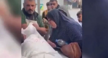 Gazze'de yaşanan katliam yürekleri dağladı: Babanın dramı izleyenleri gözyaşlarına boğdu