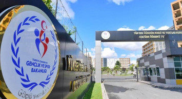 Gençlik ve Spor Bakanı: Gençlerimiz Hükümetimizin Güvencesi Altındadır