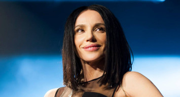 Gülşen, Koronavirüs Aşısı Yaptırdı, O Anları Sevenleri İle Paylaştı!