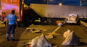 İBB'ye ait İSTAÇ tırı dehşet saçtı: Birçok yaralı var