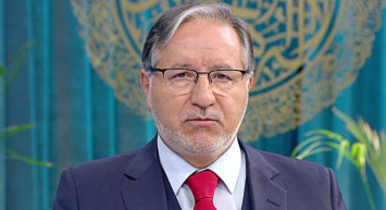 İlahiyatçı Mustafa Karataş o soruya ne diyeceğini bilemedi: Eşim çocuk istemeyince başka kadından...