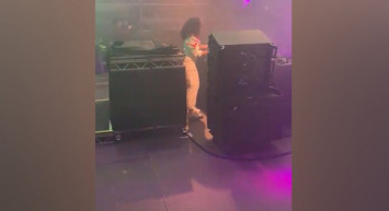 İngiltere'de Partiler Başladı: Koronavirüsün Yayılım Hızı Test Ediliyor