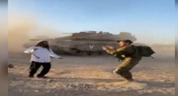 İşgalci İsrail Askerleri Katliamı Dans Ederek Kutladılar