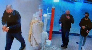 İstanbul Şişli'de Akılalmaz Olay! Kabinde Öyle Bir Halde Kaldı ki