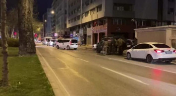 İzmir'de DAEŞ Şüphelilerine Gözaltı