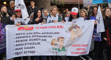 İzmir'de kadınlar özgürlüğe yürüdü: Alsancak Kıbrıs Şehitleri Caddesi doldu taştı