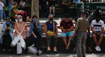 Kovid-19 Aşısı Olmayanlar İçin Yeni Düzenleme: Konser ve Sinema gibi yerlere Gidemeyecek