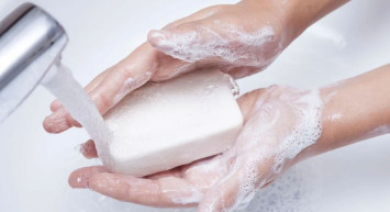 Mikroplar cirit atıyor! Eller yıkanmadığı takdirde bakteri ve mantardan geçilmiyor!