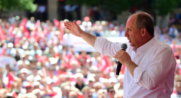 Muharrem İnce'nin 1997 Yılında Siyaset Meydanı Programında Yaptığı Fethullah Gülen Yorumu Gündem Oldu!