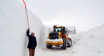 Muş'ta Kar Kalınlığı 6 Metreye Ulaştı