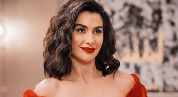 Nesrin Cavadzade'nin Dans Performansı Gözleri Doldurdu!