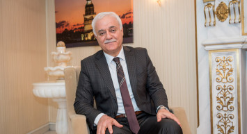 Nihat Hatipoğlu Soruları Cevaplamaya Devam Ediyor!