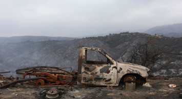Orman yangınlarında 110 kişi hayatını kaybetti, Ulusal Yas ilan edildi