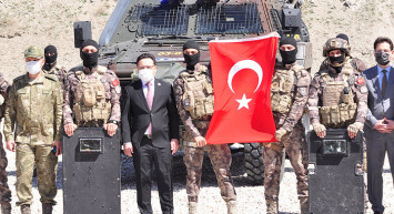 Özel Harekat Polislerinin Eğitim Faaliyetleri Nefes Kesti