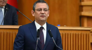 Özgür Özel DEM'e yine kapılarını açtı: Belediye Başkanı Adayının sözlerine Sürçülisan dedi