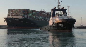 Rusya, Süveyş Kanalı'na Alternatif Rota Oluşturuyor