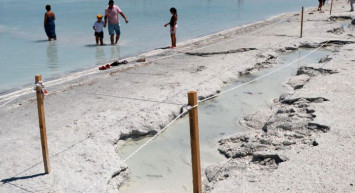 Salda Gölü'ndeki Doğaya Zarar Veren Çamur Çukurları Kapandı