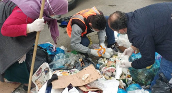 Samsun'da Yanlışlıkla Çöpe Atılan Pırlantalar İçin Seferber Olundu