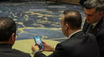 Sanayi ve Teknoloji Bakanı Kacır, Alper Gezeravcı ile görüştü: O anları sosyal medya hesabından paylaştı!