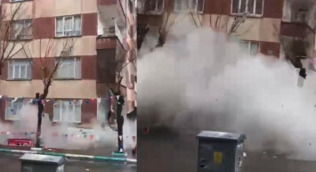 Şanlıurfa'da meydana gelen artçı sonrası bir bina böyle yıkıldı