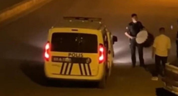 Şanlıurfa'da Polis Sahurda Davul Çaldı