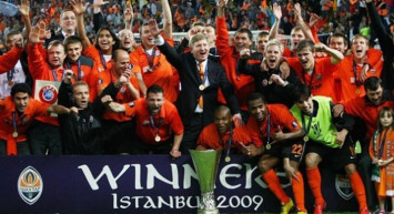 Shaktar Donetsk UEFA Kupası'nın Sahibi Oluyor
