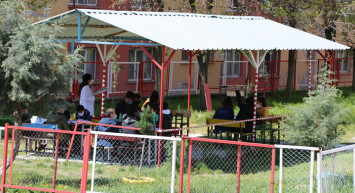 Şırnak’ta Öğrenciler Açık Havada Eğitimin Tadını Çıkarıyor