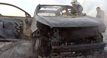 Sivas’ta Seyir Halindeki Cip Yanarak Küle Döndü