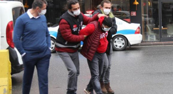 Sosyal Medya Ayağa Kalktı! Eşcinsel Diye Öldüresiye Dövdü