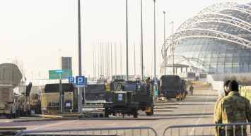 Sosyal medya bu videoyu konuşuyor: Yunanistan'a gönderilen ABD tankları Türk şoför tarafından görüntülendi