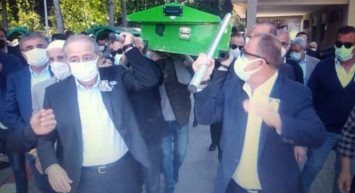 Tabutun Direği Fatih Terim’in Elinde Kaldı