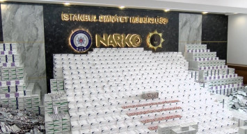 Türkiye Mücadeleyi Sürdürüyor! İstanbul'da sahte ilaç operasyonu