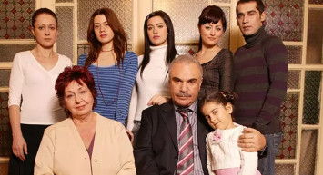 Yaprak Dökümü'yle hafızalara kazınan ünlü oyuncu ölümden döndü!