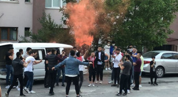 Zonguldak'ta Salgına Rağmen Asker Kutlaması Yapıldı